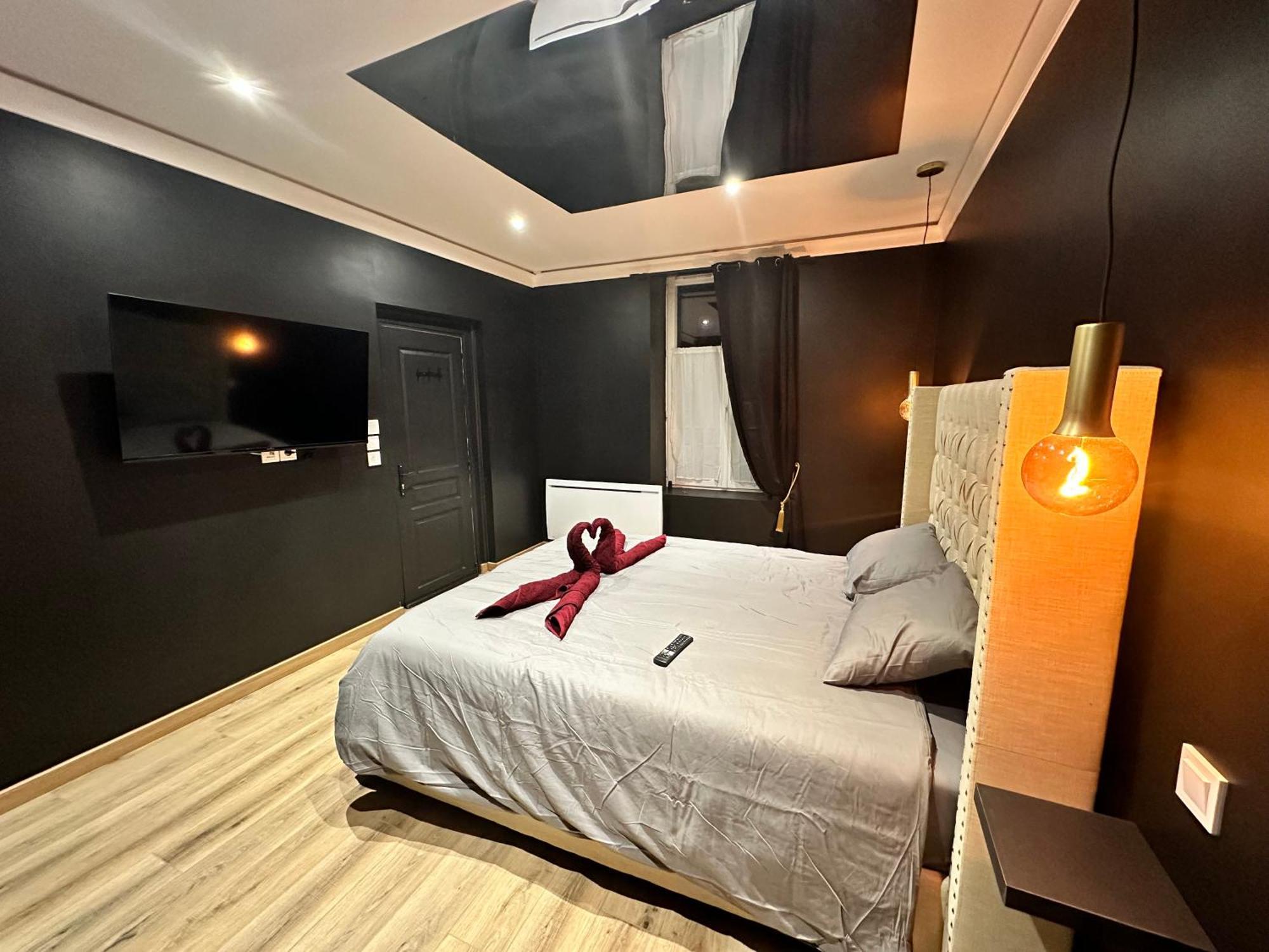 Dark Room Blois - Love Room Saint-Gervais-la-Foret Luaran gambar